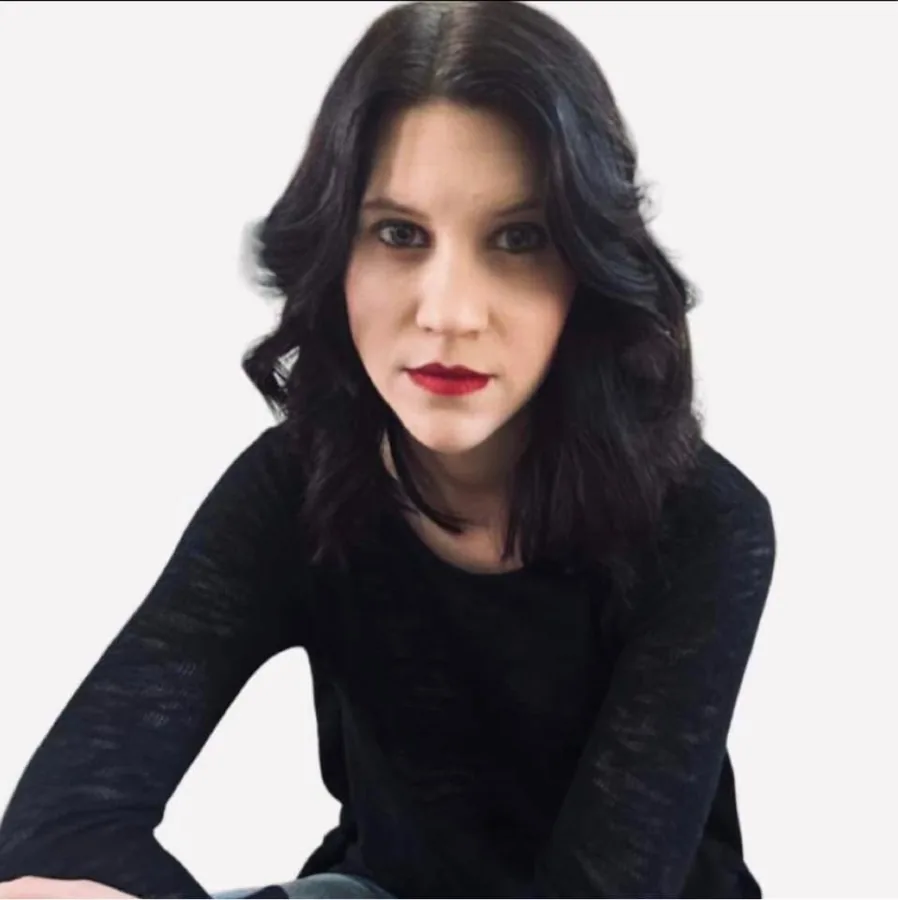 Heidi Mikac portrait